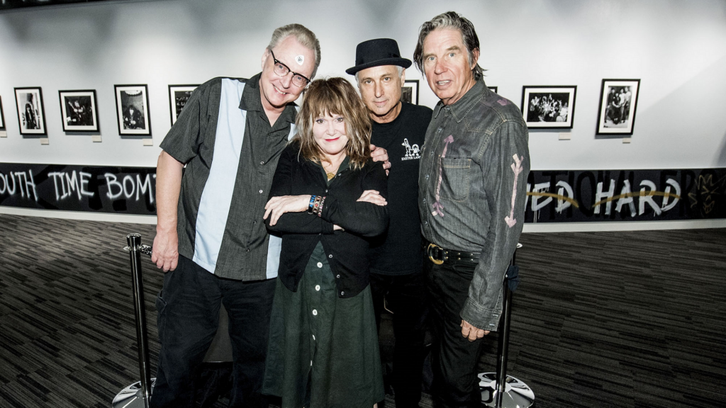 X 102 7 weqx fm the real alternative